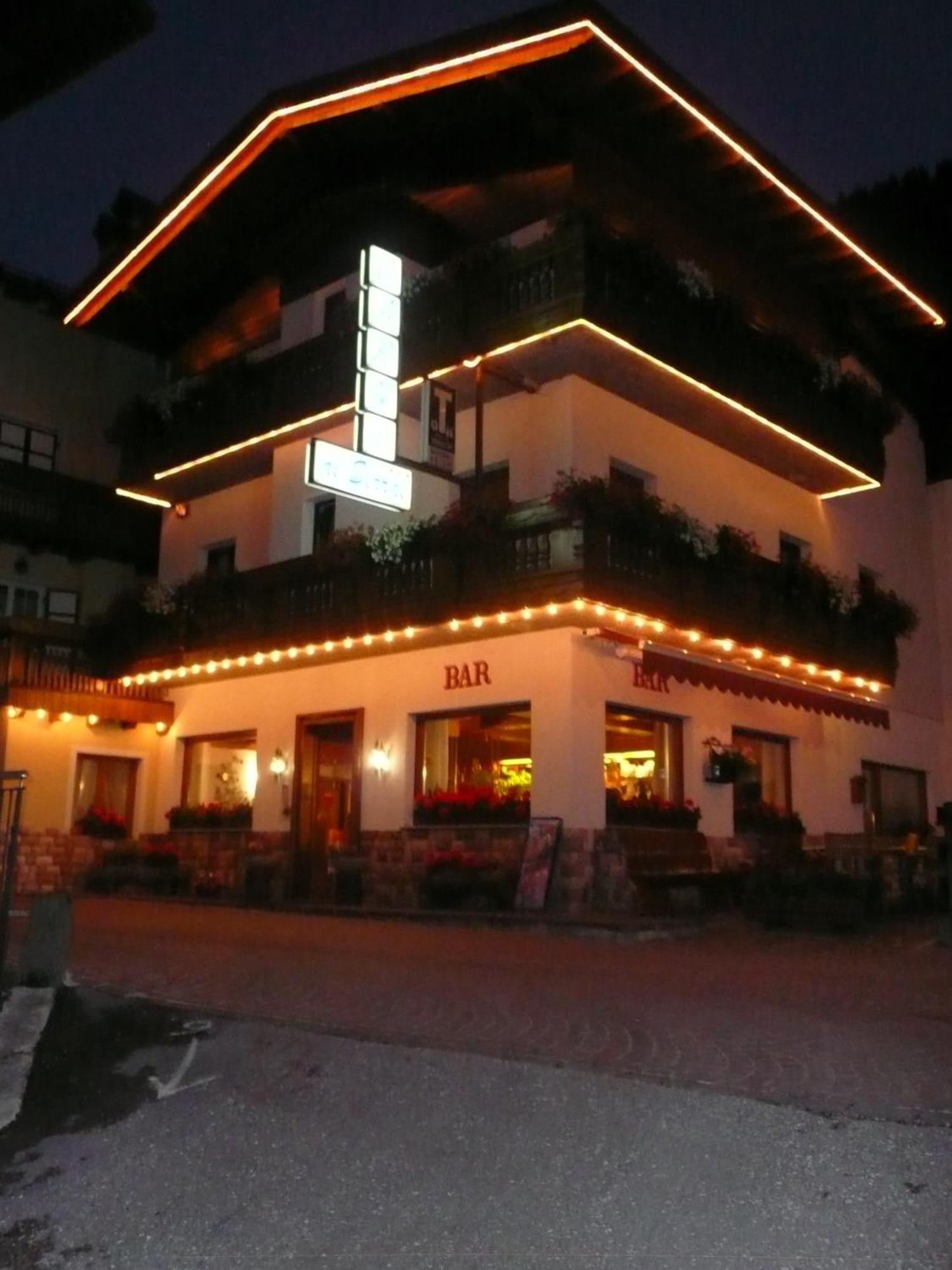 Hotel Garni Ai Serrai Rocca Pietore Extérieur photo
